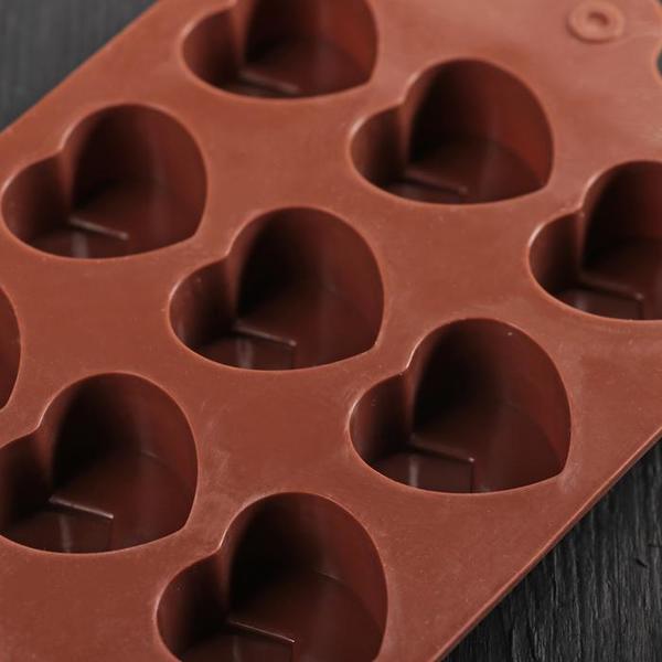Форма для шоколада Сердце 15 ячеек, 22 х 10,5 х 1 см