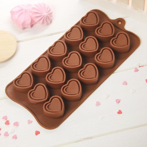 Форма для шоколада Сердце 15 ячеек, 22 х 10,5 х 1,7 см