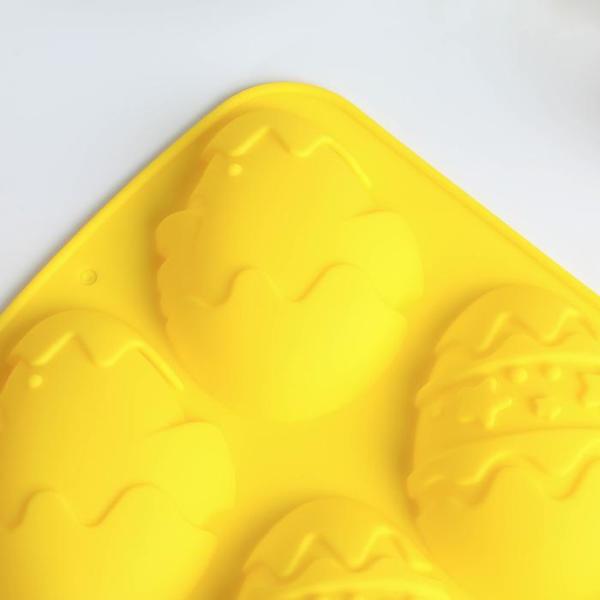 Силиконовая форма Зайцы и цыплята жёлтая, 17.1 х 26 см